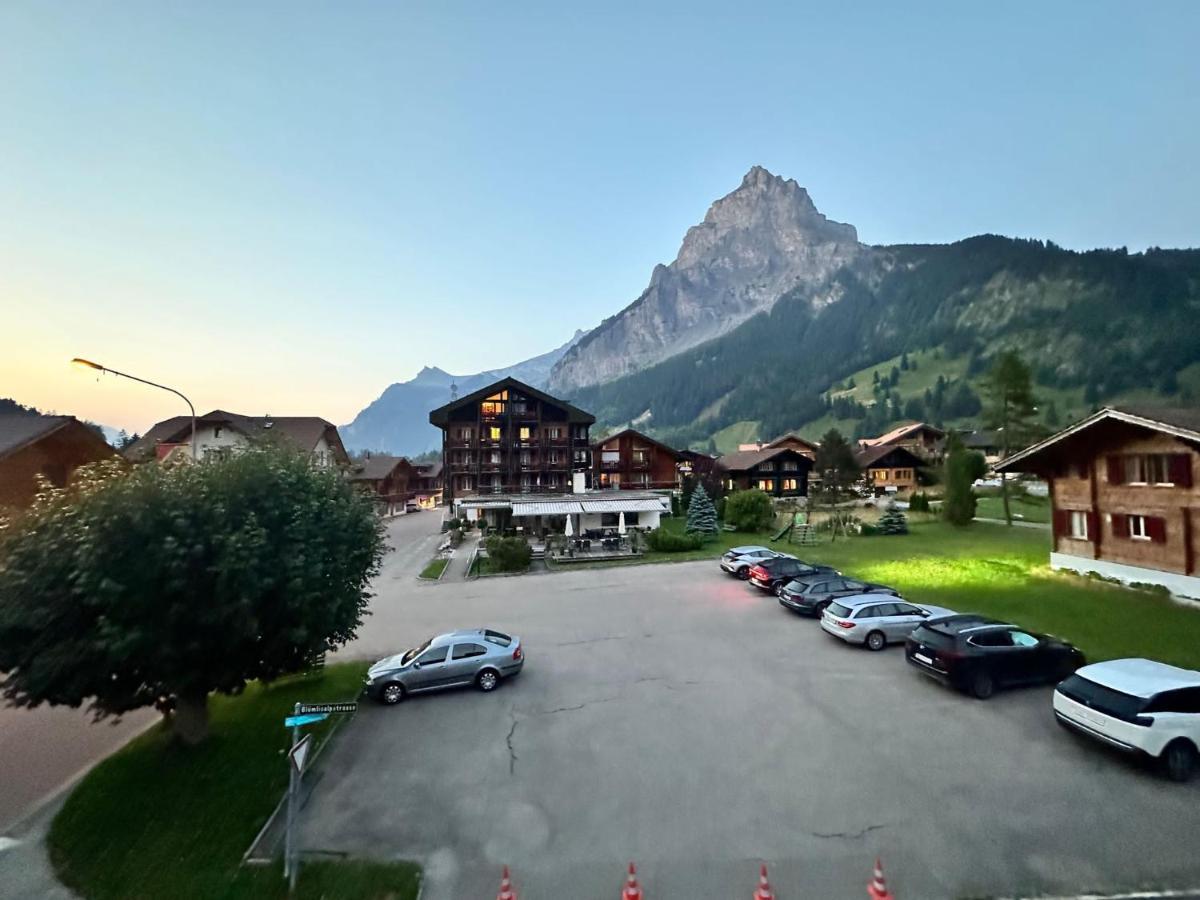 Alpina Appartment 2 Kandersteg Exterior foto
