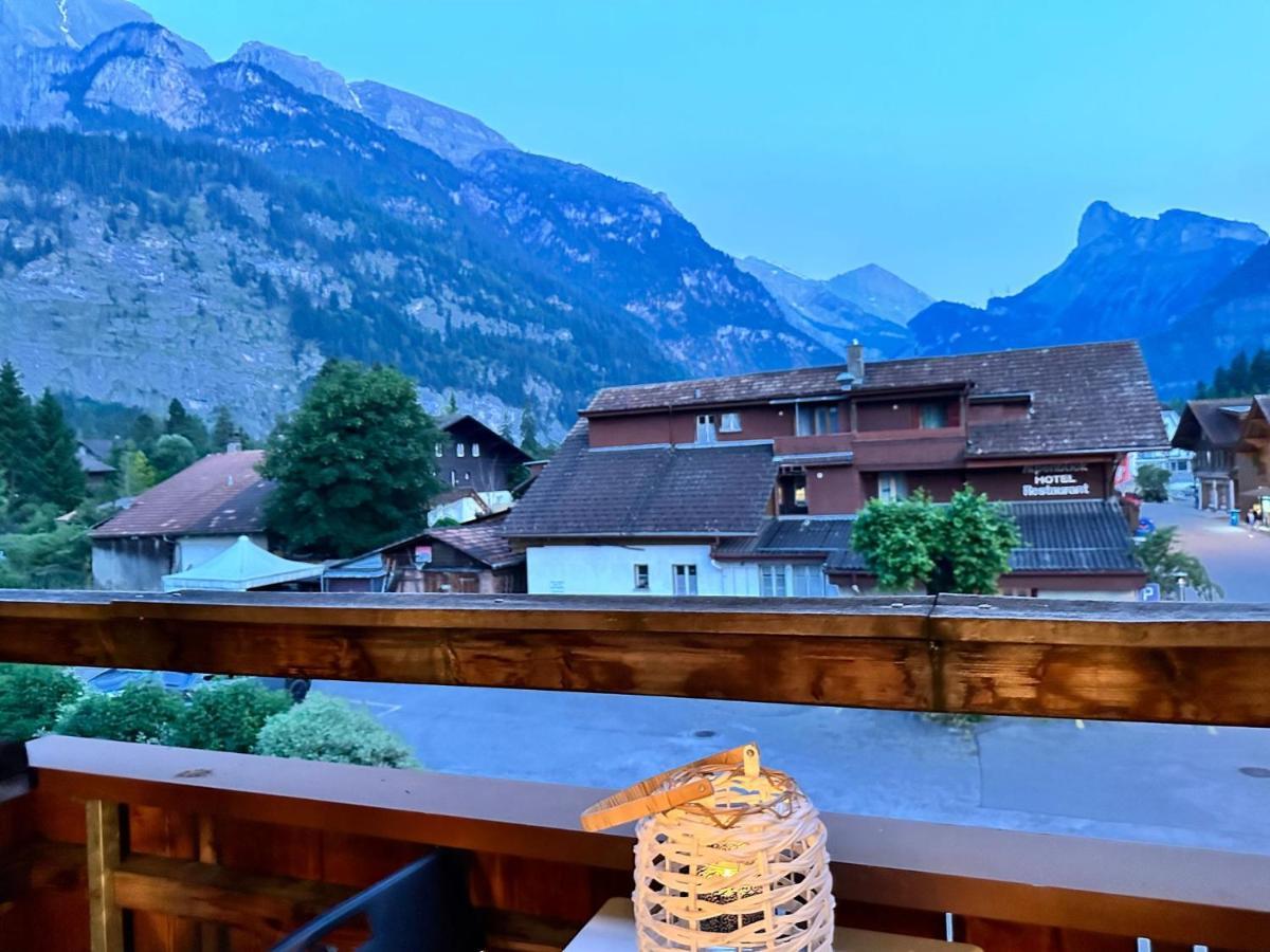 Alpina Appartment 2 Kandersteg Exterior foto