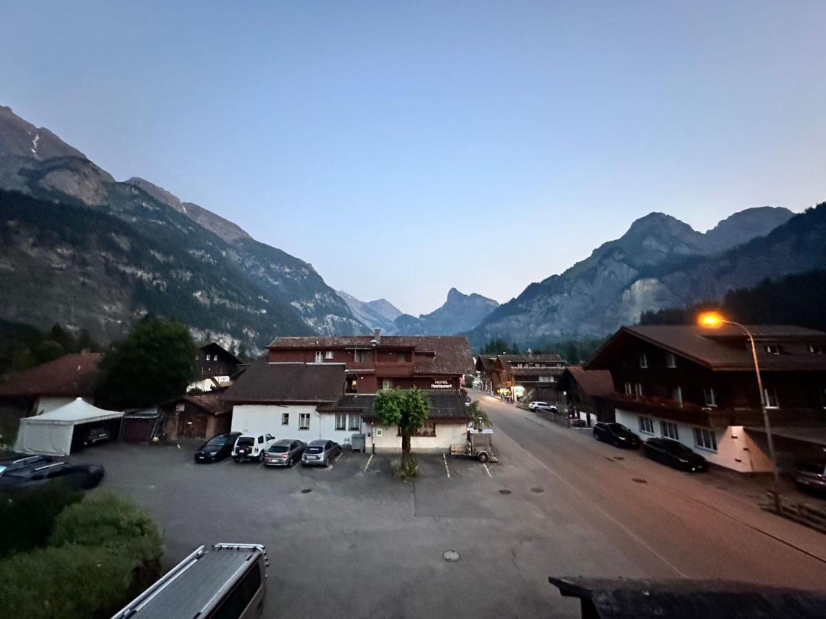 Alpina Appartment 2 Kandersteg Exterior foto